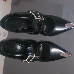 Alexander McQueen Black Leather Women's Shoes